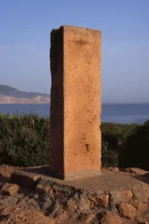 Stela av Camus